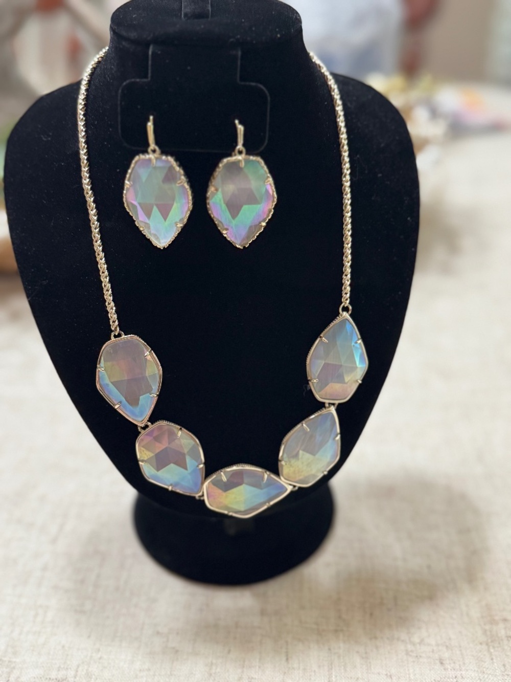 Kendra Scott Corley Earrings in Iridescent Slate Cat’s Eye